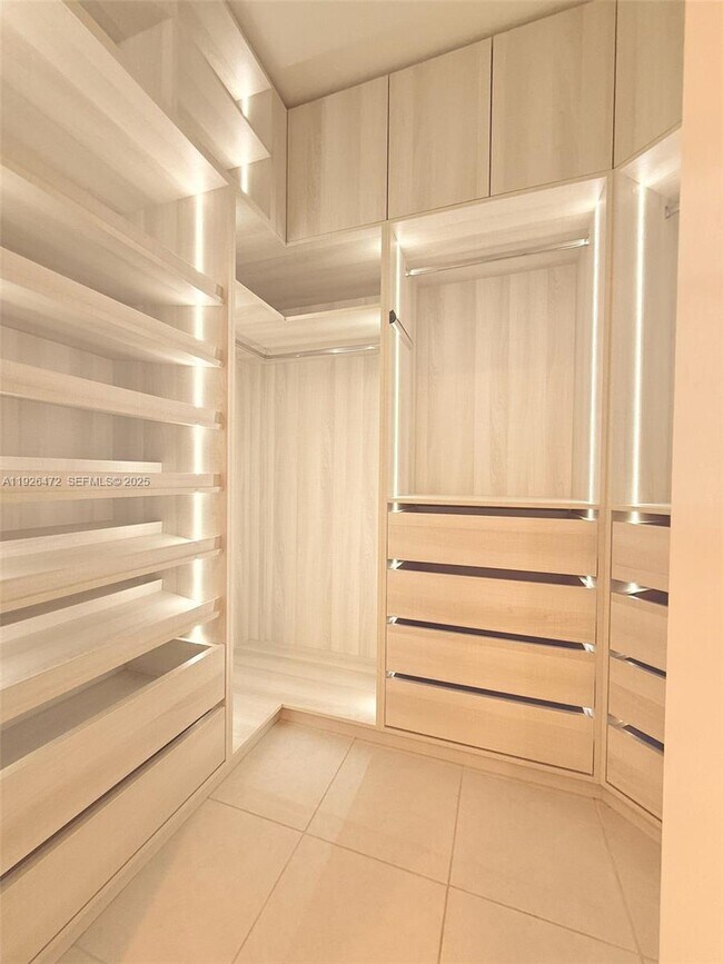 Building Photo - 8001 NW 41st St