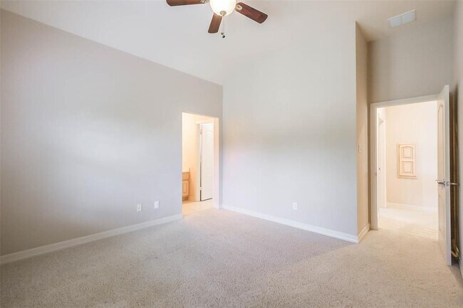Building Photo - 12411 Santiago Cove Ln