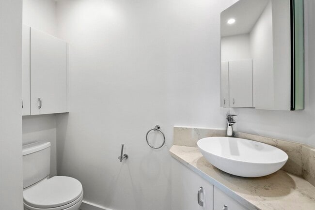 Building Photo - 34 Constitution Way