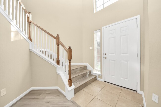 Building Photo - 6106 Grassy Haven Ln