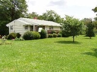 Building Photo - One Story Ranch on Sandusky Drive