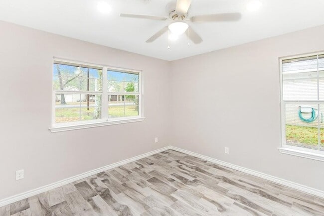 Building Photo - 7575 Coburn Dr