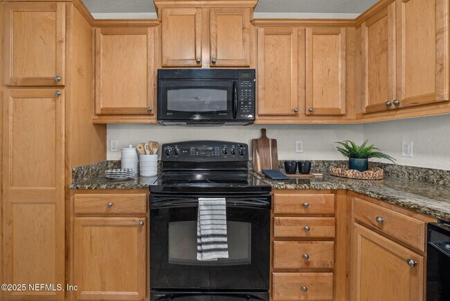 Building Photo - 108 Laguna Villa Blvd