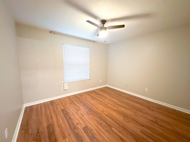Building Photo - 7410 Heide Hill Trce