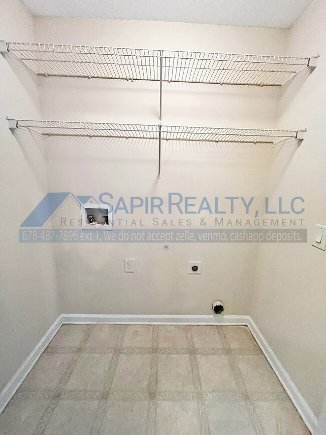 Building Photo - 3174 Glenloch Pl