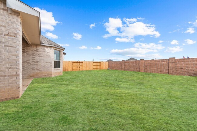 Building Photo - 21127 Coral View Dr