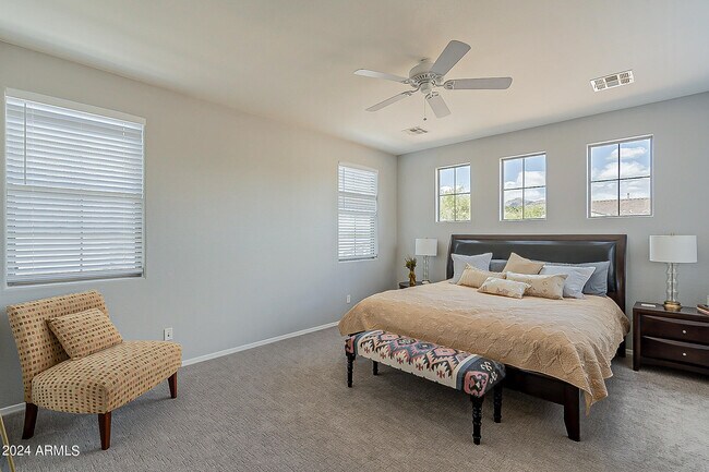 Building Photo - 21124 W Prospector Way
