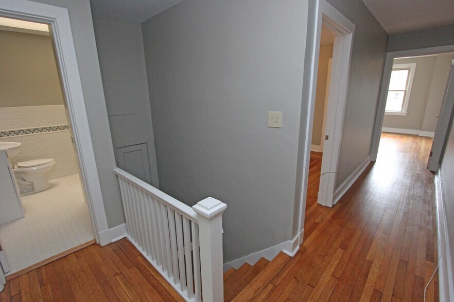 Building Photo - 4 Mellon Ter