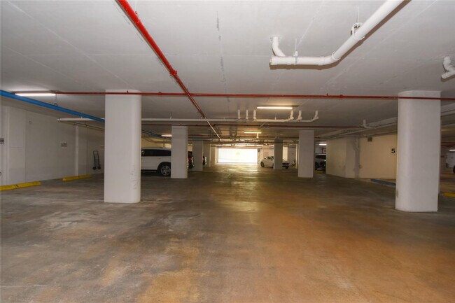 Building Photo - 2051 SE 3rd St