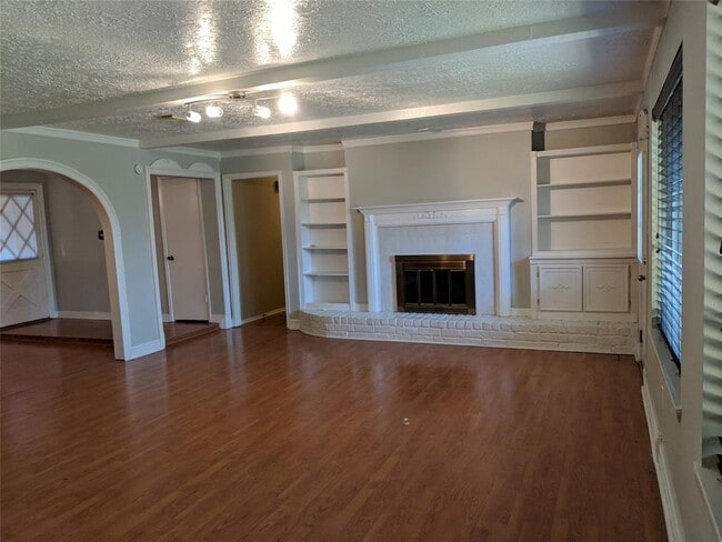 Building Photo - 5519 Birchgate Dr