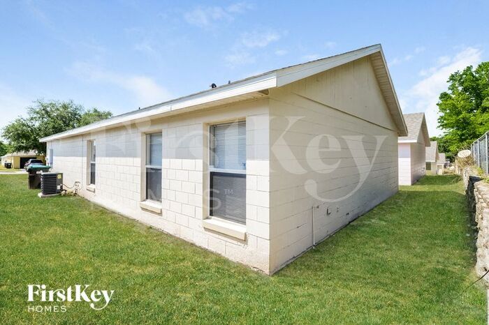 Building Photo - 7547 Groveoak Dr