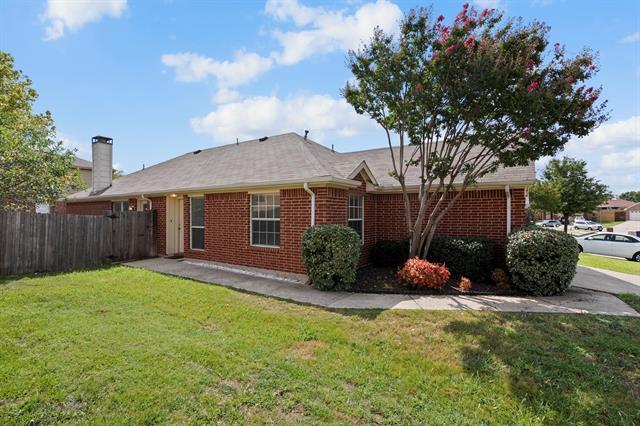 Building Photo - 1418 Deville Cir