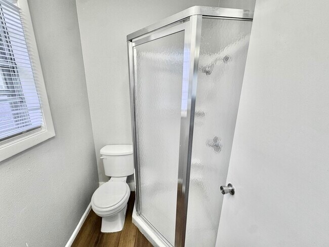 Building Photo - 3338 Coleman Ave