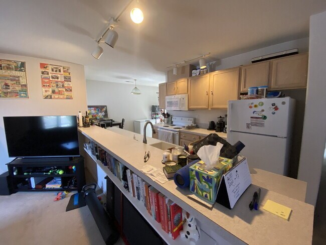 Building Photo - Quiet Corner Townhome | 2 Bed + 2 Bath | Spacious Bedrooms | Pet Friendly | W/D | $1,900/mo
