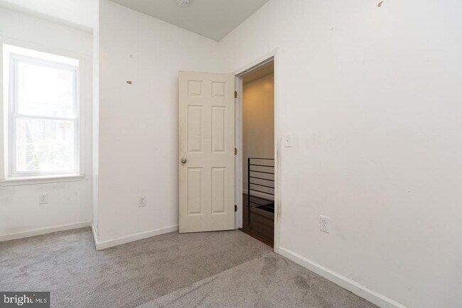 Building Photo - 2222 Earp St