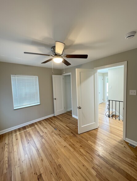 Building Photo - 5125 Highview Dr