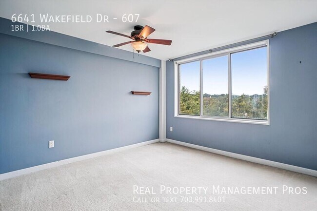 Building Photo - 6641 Wakefield Dr