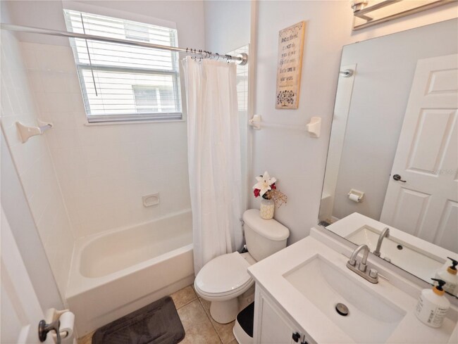Building Photo - 4904 Adair Oak Dr