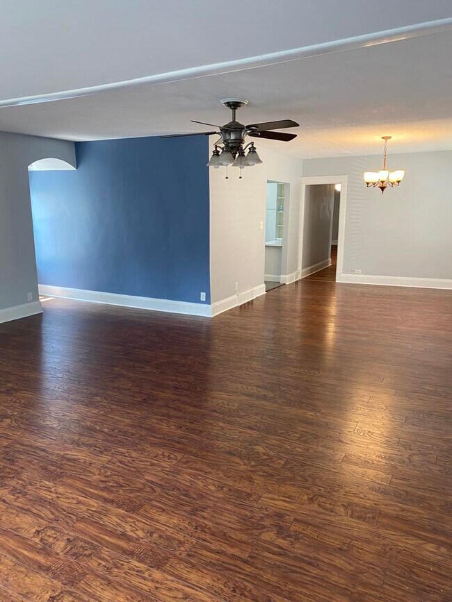 Building Photo - 80 Carmel Rd