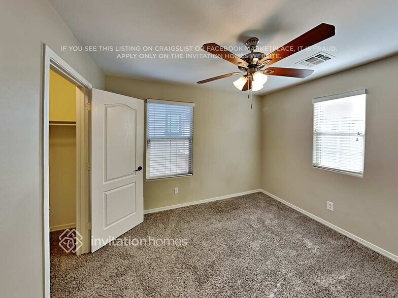 Building Photo - 1191 N 164th Ave