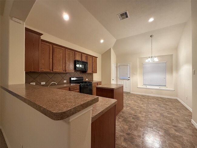 Building Photo - 8010 Rowena Dale Dr