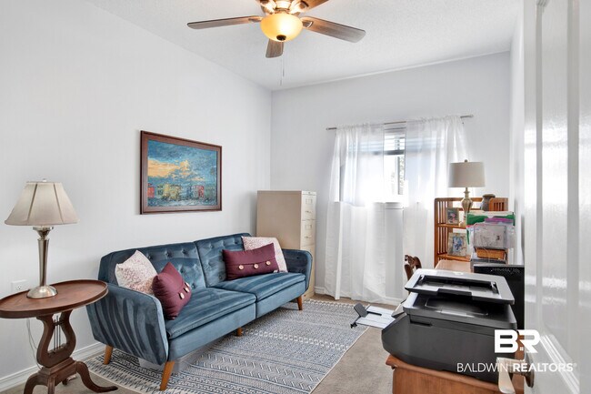 Building Photo - 501 Cotton Creek Dr