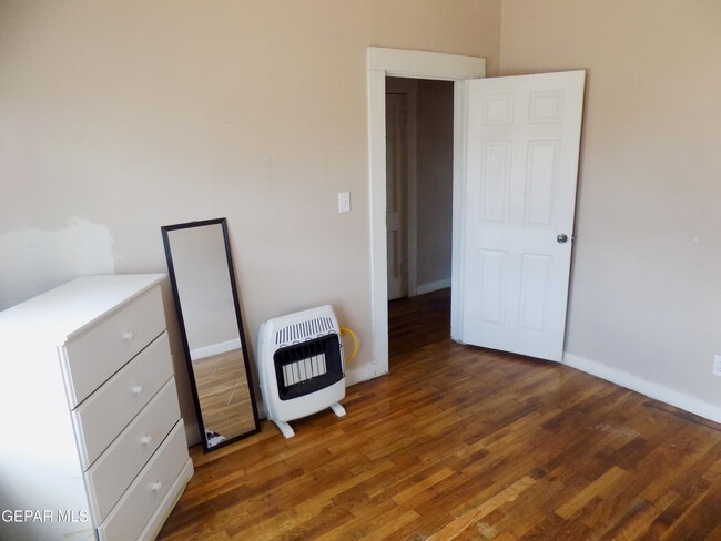 Building Photo - 3609 Sacramento Ave