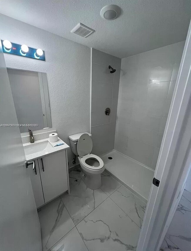 Building Photo - 25859 SW 144th Ct