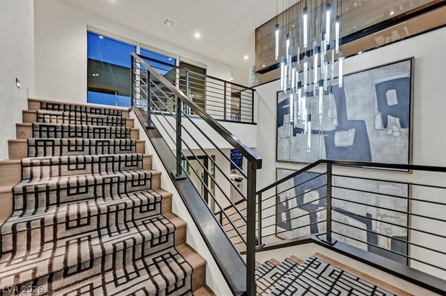 Building Photo - 807 Magnum Cliff Ct