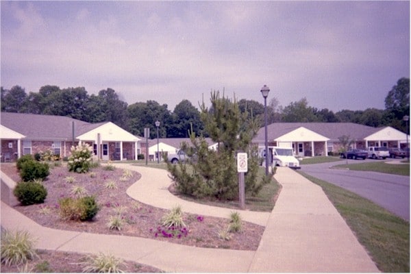Primary Photo - Steward Manor