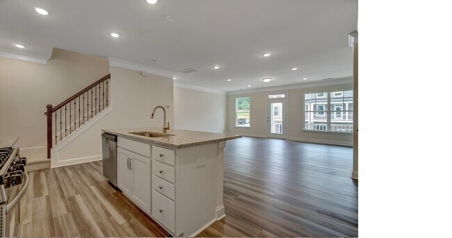 Building Photo - 2310 Creekmere Ln