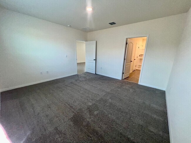 Building Photo - 7086 Cattle Egret Dr