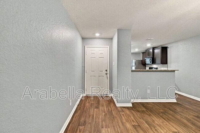 Building Photo - 11641 Claudette St