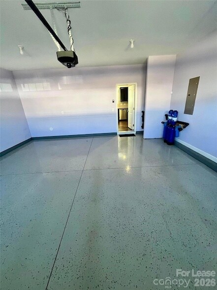 Building Photo - 2105 Boynton St