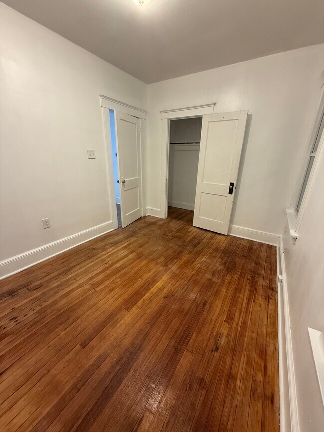 Building Photo - 16 N 7th St