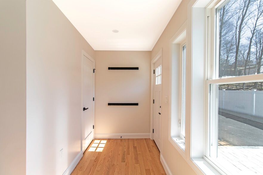 Entrance - 59 Auriga St