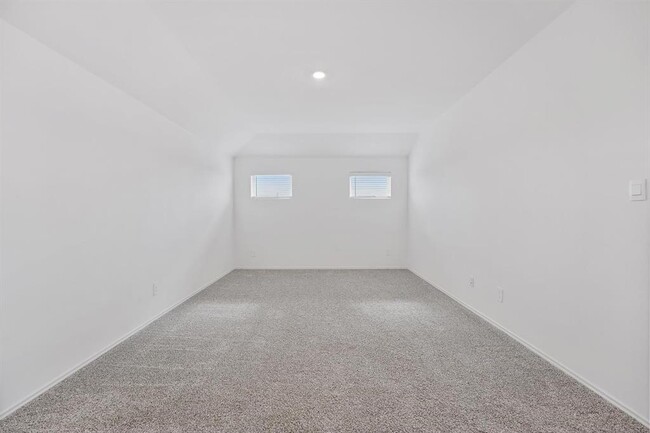 Building Photo - 21622 Violet Rdg Rd