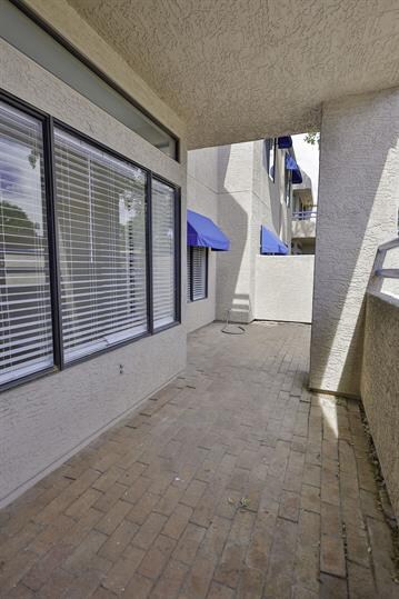 Building Photo - $500 move-in credit!!  Summertree Condos