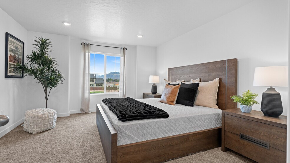 Building Photo - 1505 E 720 N