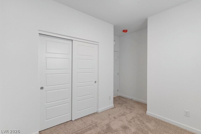 Building Photo - 8328 Meridian Rdg Ave