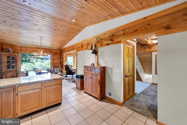Building Photo - 1506 Wynonah Dr