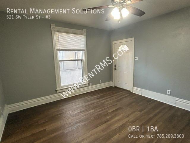 Building Photo - 521 SW Tyler St