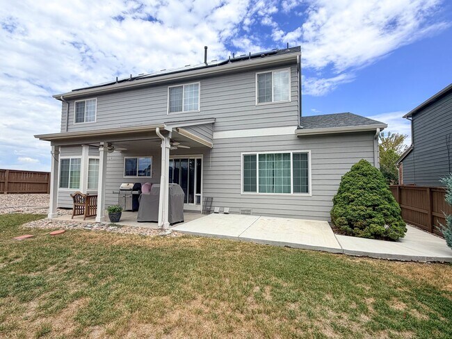 Building Photo - Beautiful, Spacious Home in Highlands Ranch