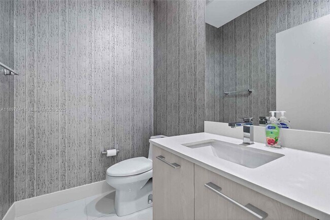 Building Photo - 55 SW 9th St