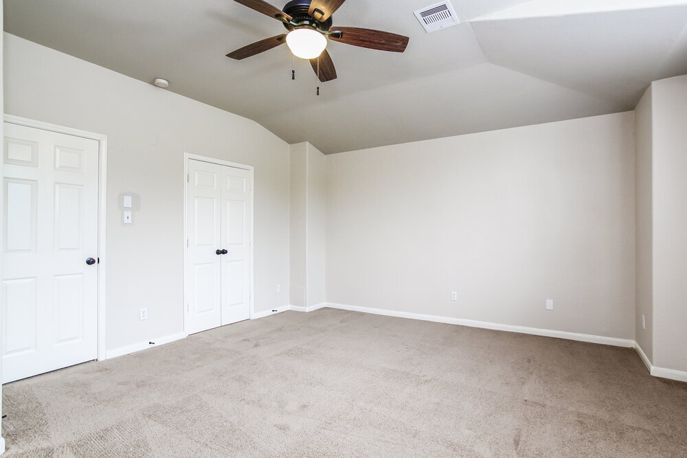 Building Photo - 14819 Olde Manor Ln