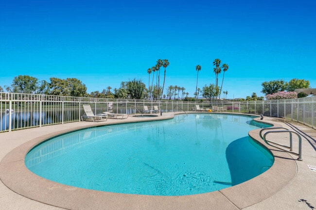 Building Photo - 24 Columbia Dr