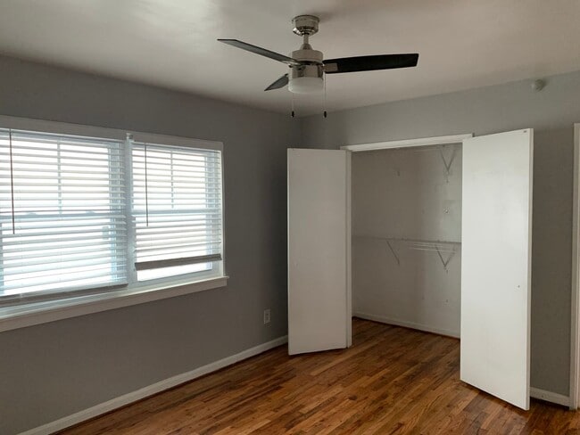 Building Photo - W/D included - 1BR Piedmont Park!