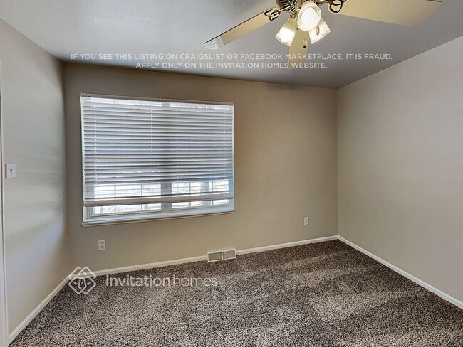 Building Photo - 356 S 33rd Ave