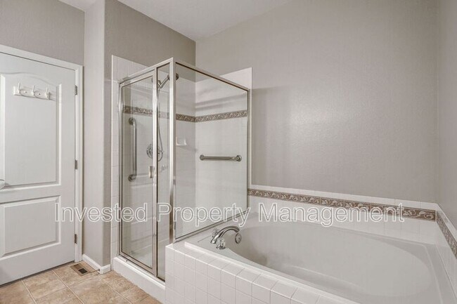Building Photo - 9531 Cedarhurst Ln