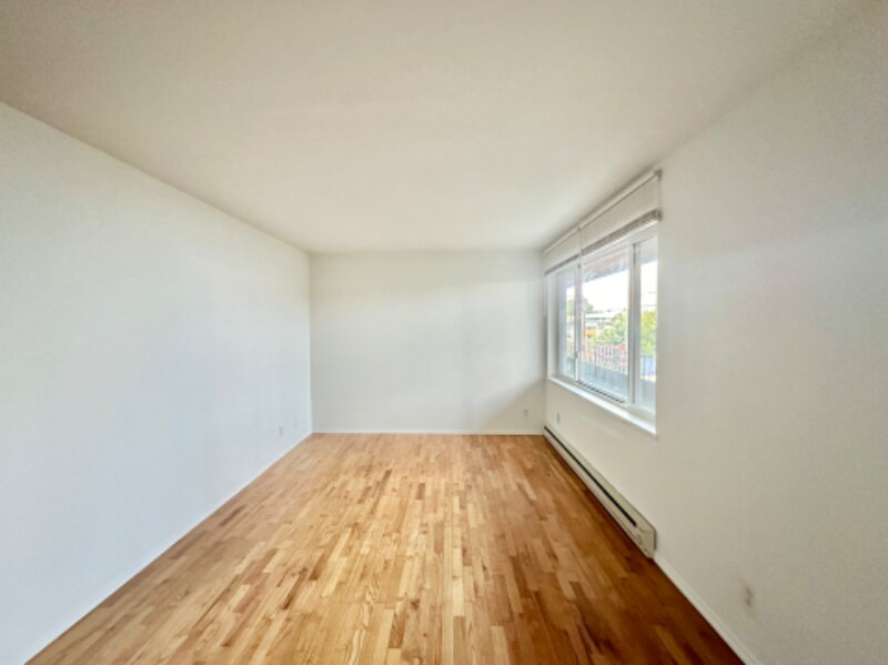 Building Photo - 5101 Ravenna Ave NE